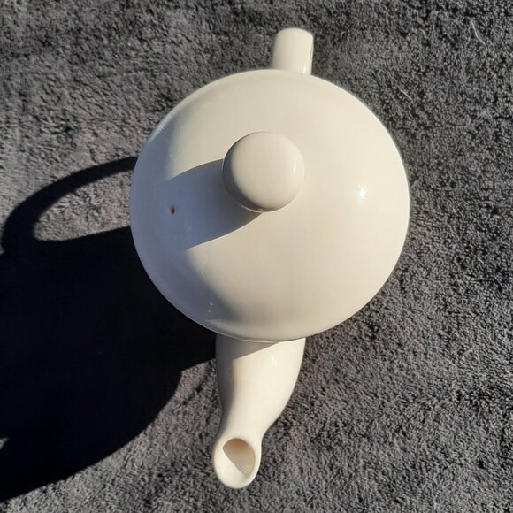 Tim Hortons 2 Cup Tea Pot White Always Fresh No Box - Picture 8 of 10